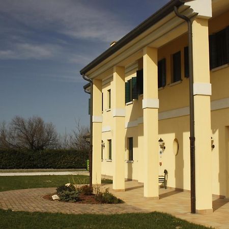 Il Paradello Albergo Ristorante Porto Levante Exterior foto