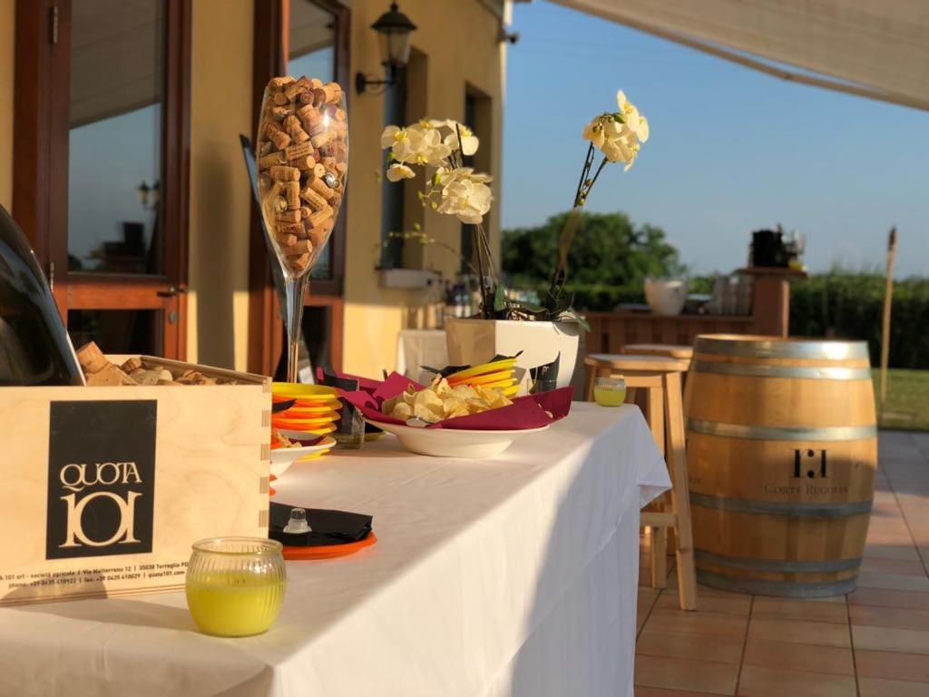 Il Paradello Albergo Ristorante Porto Levante Exterior foto