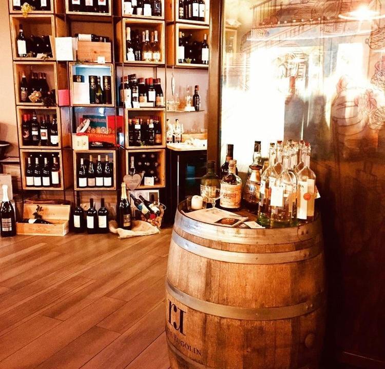 Il Paradello Albergo Ristorante Porto Levante Exterior foto