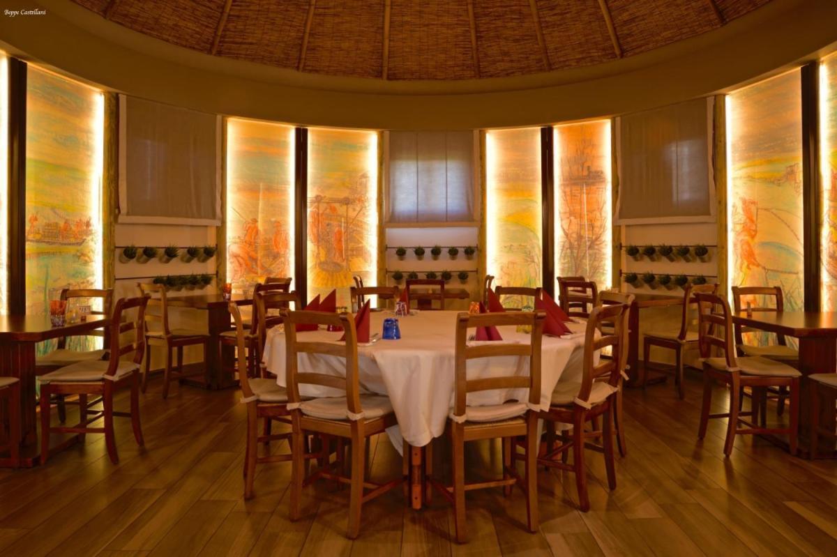Il Paradello Albergo Ristorante Porto Levante Exterior foto